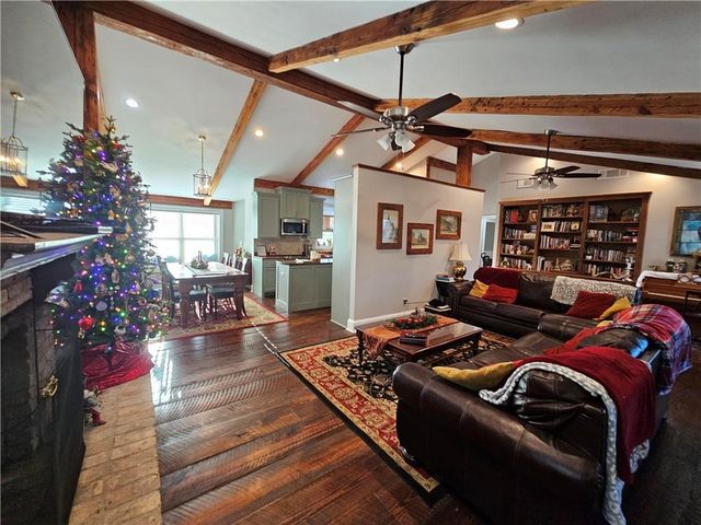 112 DEER CREEK Drive West, Pineville, LA 71360