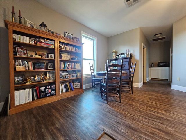 112 DEER CREEK Drive West, Pineville, LA 71360