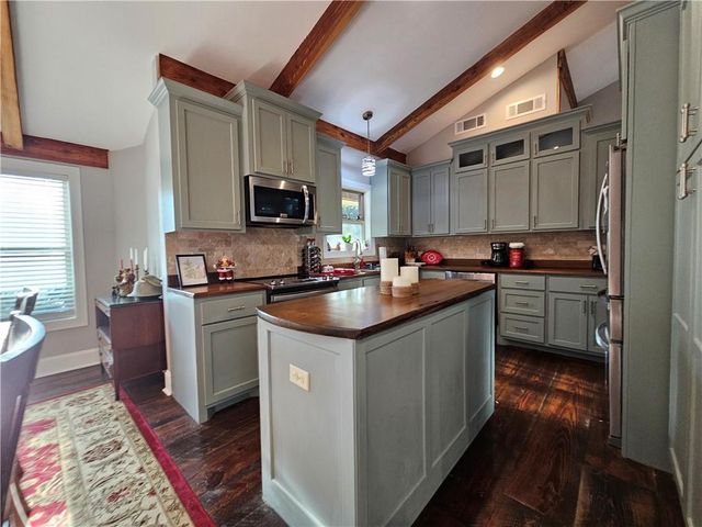 112 DEER CREEK Drive West, Pineville, LA 71360