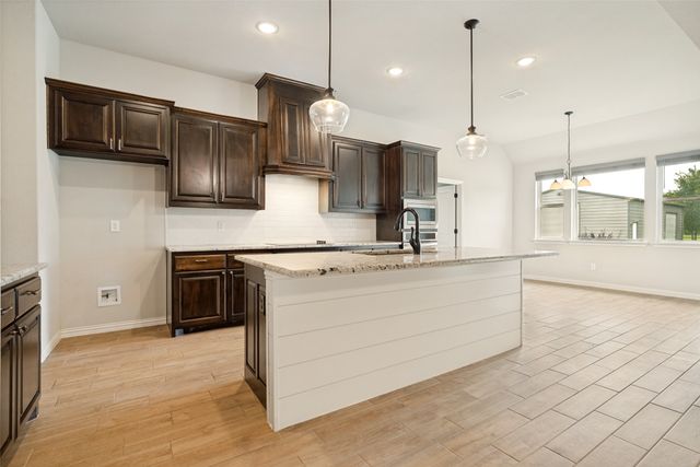 1013 Finney Drive, Weatherford, TX 76085