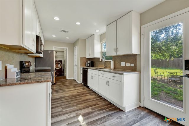 2106 Stonehaven Road, San Marcos, TX 78666