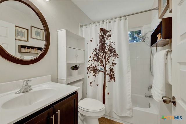 2106 Stonehaven Road, San Marcos, TX 78666