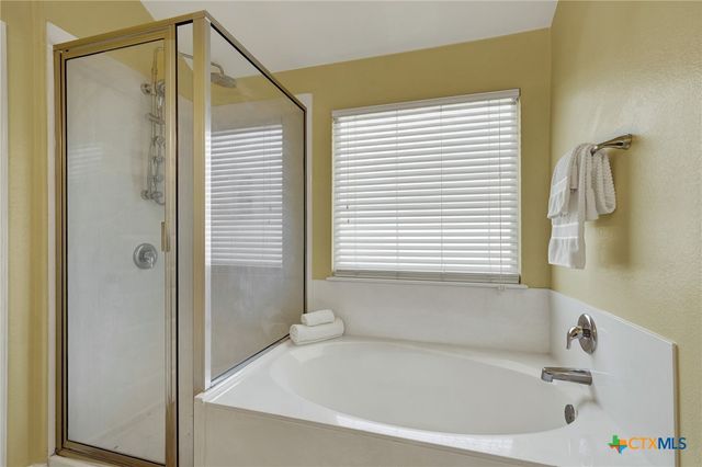 2106 Stonehaven Road, San Marcos, TX 78666