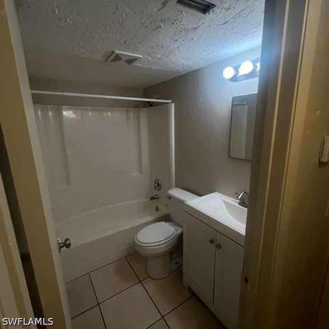3838 Madison AVE 3, Fort Myers, FL 33916