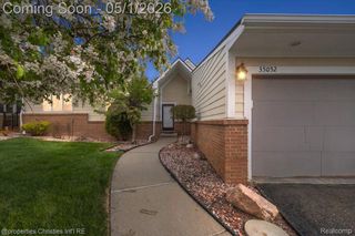 35052 Meadow Lane, Farmington Hills, MI 48335