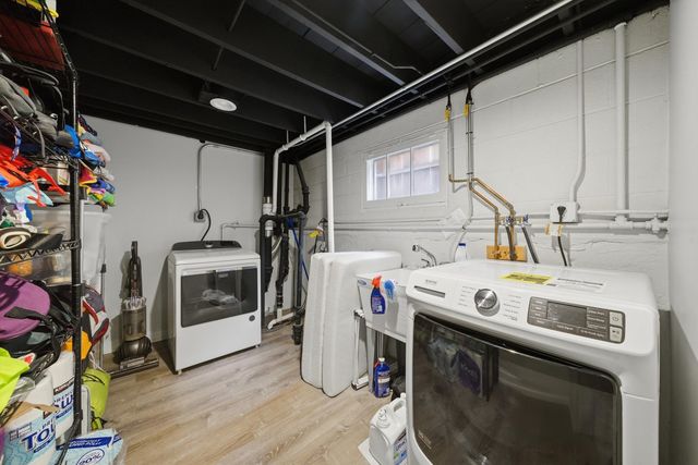 4933 N Keeler Avenue, Chicago, IL 60630