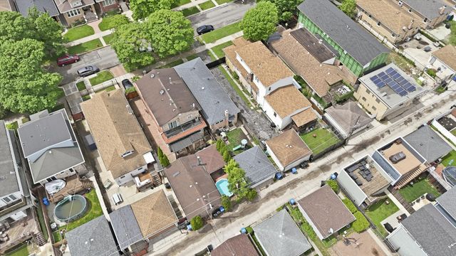 4933 N Keeler Avenue, Chicago, IL 60630