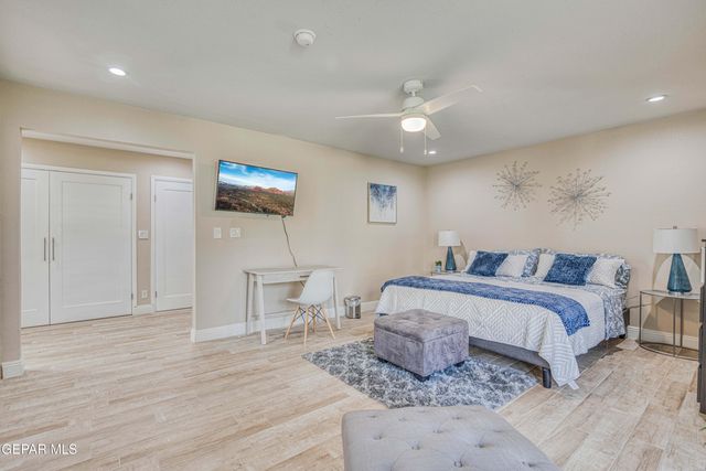 350 Thunderbird Drive 70, El Paso, TX 79912