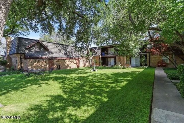 350 Thunderbird Drive 70, El Paso, TX 79912