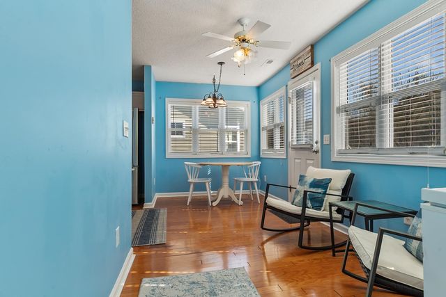 829 9th Ave. S, North Myrtle Beach, SC 29582