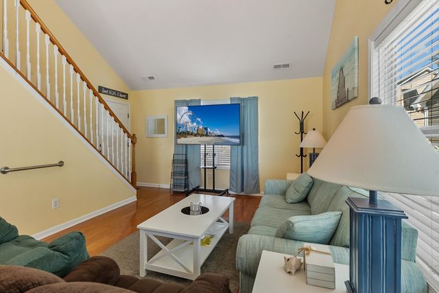 829 9th Ave. S, North Myrtle Beach, SC 29582