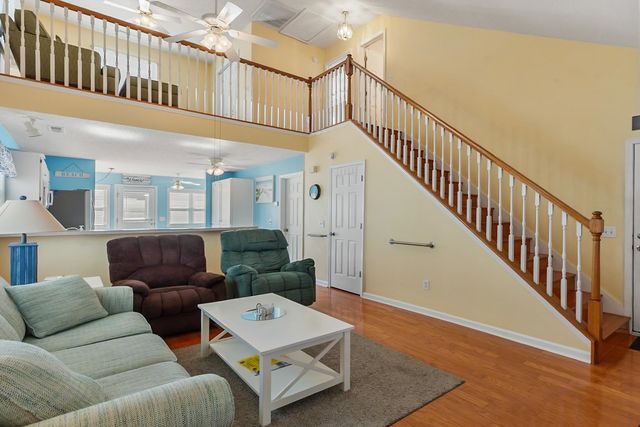 829 9th Ave. S, North Myrtle Beach, SC 29582