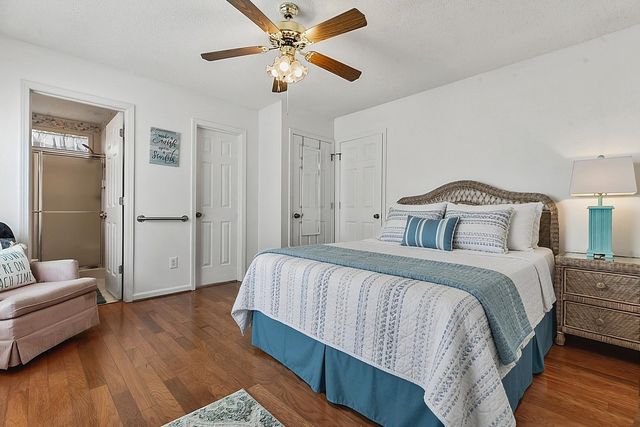 829 9th Ave. S, North Myrtle Beach, SC 29582