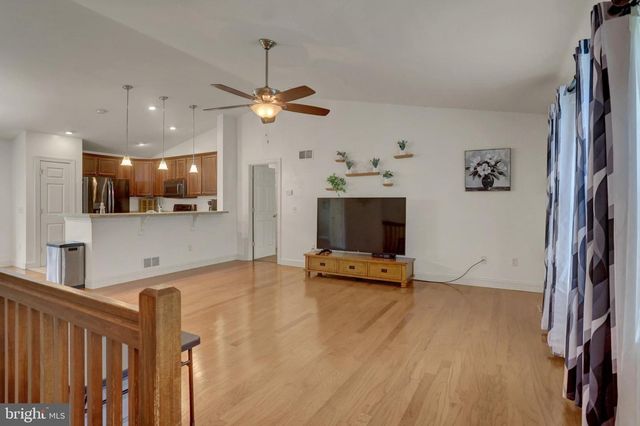 10 WARGO LN, Dillsburg, PA 17019