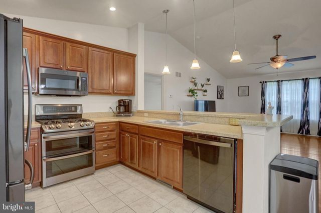 10 WARGO LN, Dillsburg, PA 17019