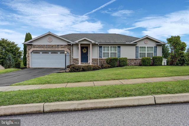 10 WARGO LN, Dillsburg, PA 17019