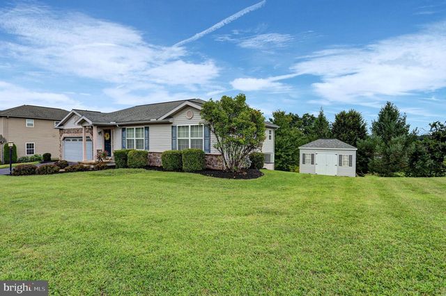 10 WARGO LN, Dillsburg, PA 17019
