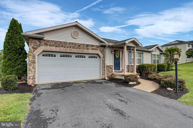 10 WARGO LN, Dillsburg, PA 17019