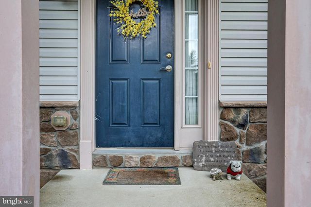 10 WARGO LN, Dillsburg, PA 17019