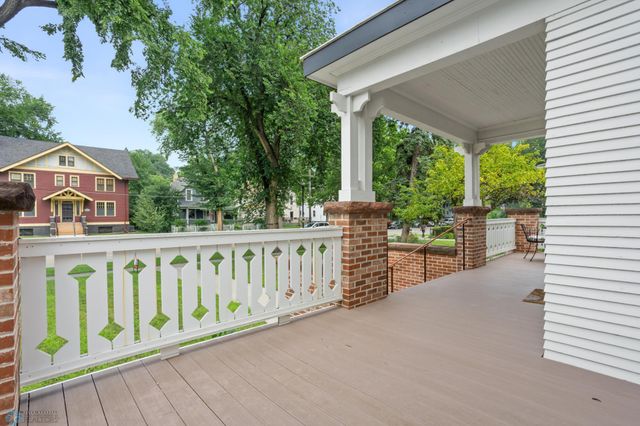 1124 5th Avenue S, Fargo, ND 58103