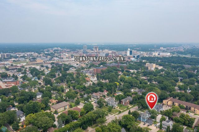 1124 5th Avenue S, Fargo, ND 58103