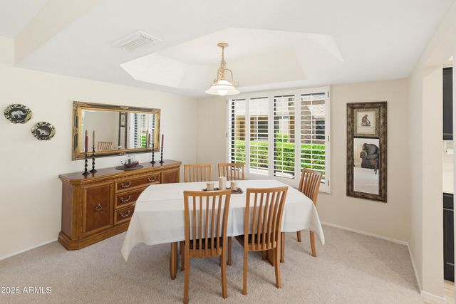 9322 W TOPEKA Drive, Peoria, AZ 85382