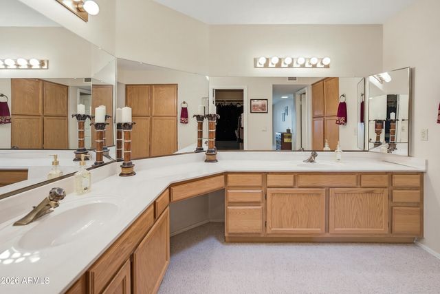 9322 W TOPEKA Drive, Peoria, AZ 85382