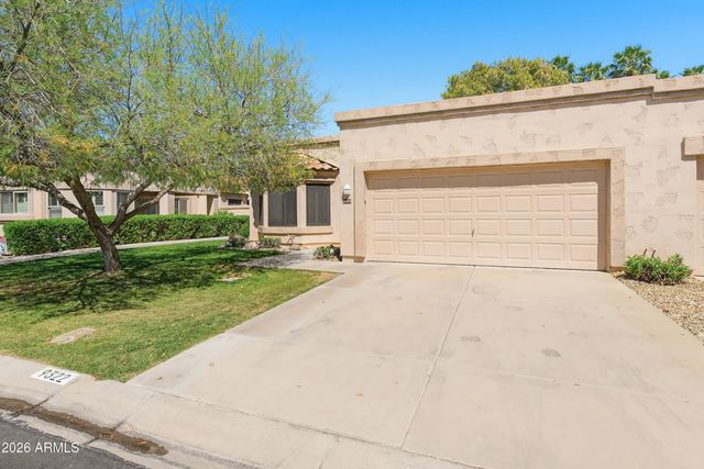 9322 W TOPEKA Drive, Peoria, AZ 85382