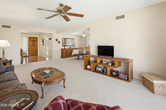 9322 W TOPEKA Drive, Peoria, AZ 85382