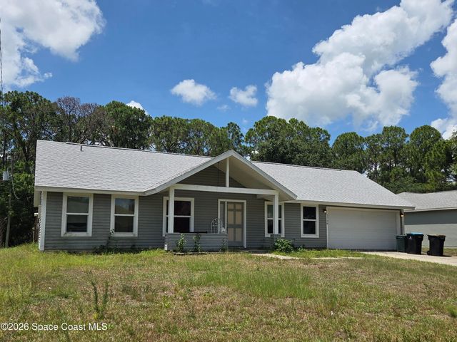 1738 Glenridge Street NW, Palm Bay, FL 32907