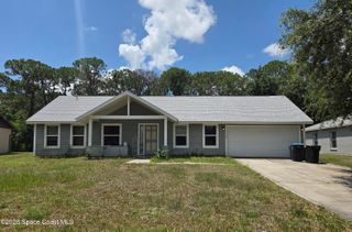 1738 Glenridge Street NW, Palm Bay, FL 32907