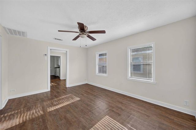 6414 Woodrow Street, Texas City, TX 77591