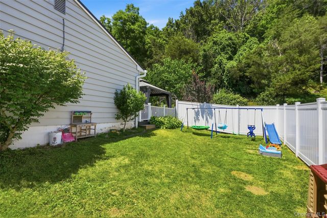 31 Park Hill Drive, Hopewell Junction, NY 12533