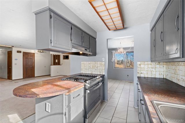 16030 W 75th Place, Arvada, CO 80007