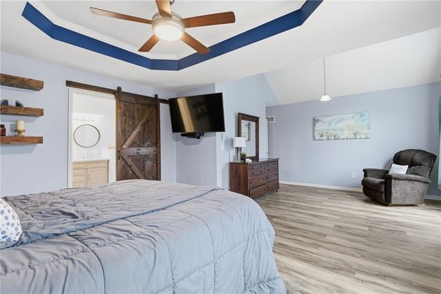 5507 NOLAND Road, Shawnee, KS 66216