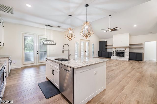 12200 Caisson LN, Fort Myers, FL 33912