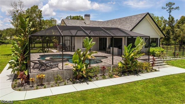 12200 Caisson LN, Fort Myers, FL 33912