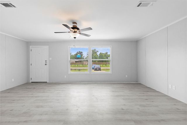 72 Road 3371b, Cleveland, TX 77327