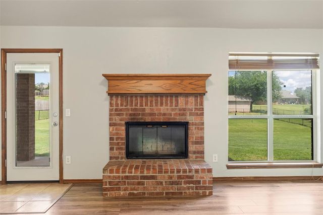 11644 Country View, Guthrie, OK 73044