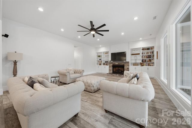 762 River Bend Drive, Granite Falls, NC 28630