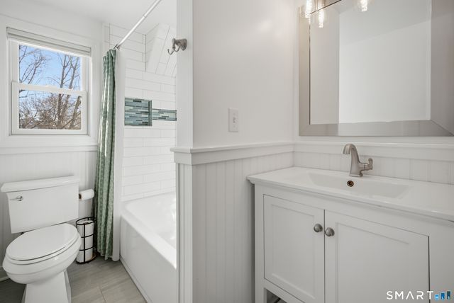 25 Helen Street, Fairfield, CT 06824