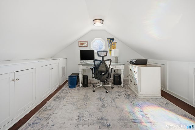 25 Helen Street, Fairfield, CT 06824