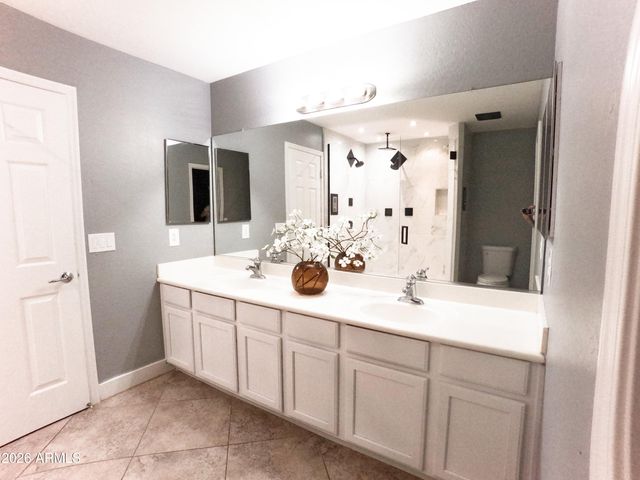372 E GOLDMINE Court, San Tan Valley, AZ 85140