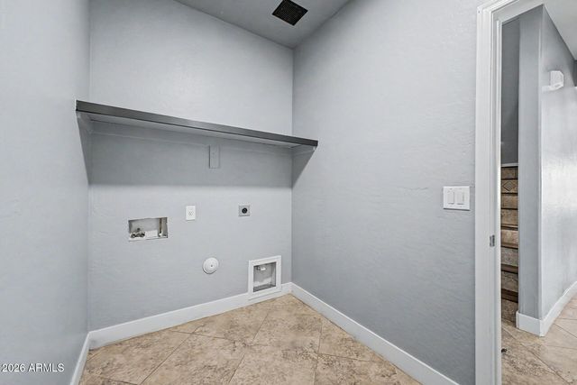 372 E GOLDMINE Court, San Tan Valley, AZ 85140