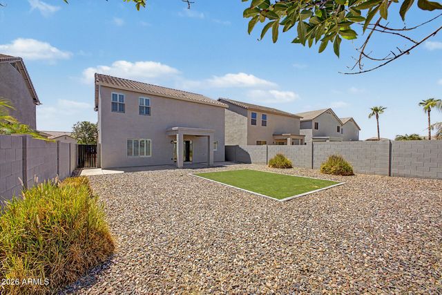 372 E GOLDMINE Court, San Tan Valley, AZ 85140