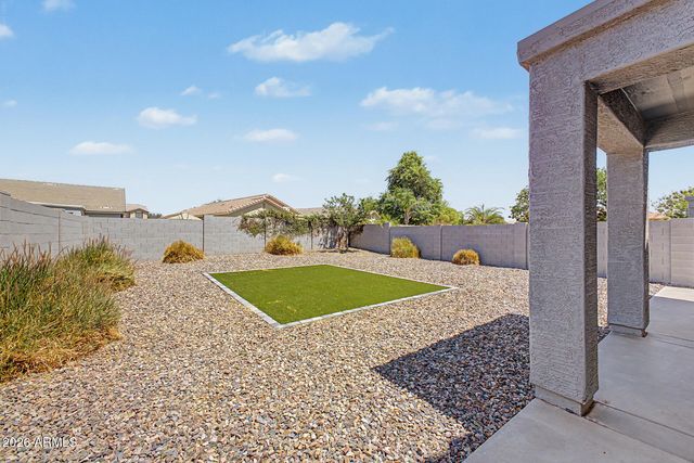 372 E GOLDMINE Court, San Tan Valley, AZ 85140