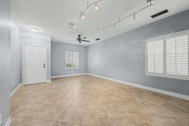 372 E GOLDMINE Court, San Tan Valley, AZ 85140