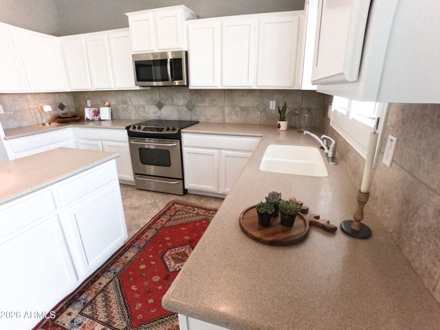 372 E GOLDMINE Court, San Tan Valley, AZ 85140