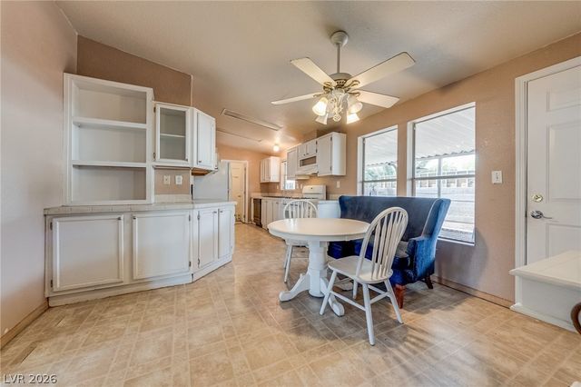 5423 North Sir Richard Drive, Las Vegas, NV 89110