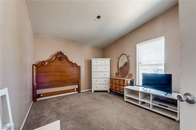 5423 North Sir Richard Drive, Las Vegas, NV 89110